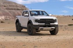 Top 4 xe bán tải bán chạy nhất tháng 5/2026: Ford Ranger tiếp tục dẫn đầu