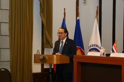Đại sứ Nguyễn Việt Cường giới thiệu 3 trụ cột Cộng đồng ASEAN và quan hệ Việt Nam-Chile tại Santiago