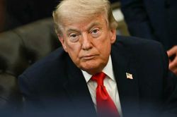 Tổng thống Mỹ Trump: Thỏa thuận với Iran dự kiến k&yacute; v&agrave;o Chủ nhật