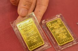 Gi&aacute; v&agrave;ng h&ocirc;m nay 14/6/2026: Đảo chiều, SJC vẫn mất hơn 2 triệu đồng/lượng tuần n&agrave;y