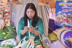 Hà Nội: Chợ phiên kết nối các làng nghề với sáng tạo đương đại