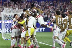 World Cup 2026: Cơn sốt v&eacute; b&ugrave;ng nổ sau chiến thắng của đội tuyển Mỹ