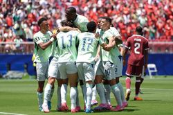 Check VAR World Cup 2026: FIFA bị chỉ trích không minh bạch ở tình huống Qatar bị thổi phạt đền