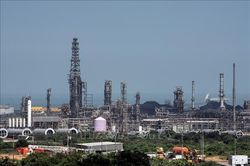 Nh&agrave; đầu tư quốc tế đổ x&ocirc; t&igrave;m cơ hội trong ng&agrave;nh dầu kh&iacute; Venezuela