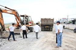 Sau phản ánh của Người Đưa Tin, Sở Xây dựng Đồng Nai kiểm tra vụ đá phong hóa 'chạy' vào dự án nghìn tỷ