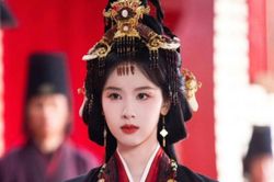 Trần Đô Linh lần át dàn diễn viên Kiều Sở