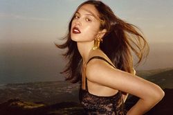 Olivia Rodrigo lập kỷ lục mới với album thứ ba, khẳng định vị thế ng&ocirc;i sao nhạc pop h&agrave;ng đầu