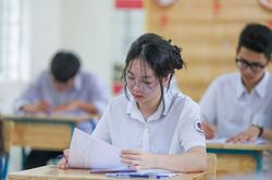 Khi n&agrave;o H&agrave; Nội c&ocirc;ng bố điểm thi v&agrave; điểm chuẩn v&agrave;o lớp 10?