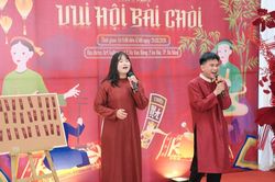 Những người trẻ đi tìm 'căn cước văn hóa' qua làn điệu bài chòi