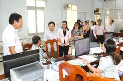 Xây dựng nền hành chính hiện đại, minh bạch và phục vụ