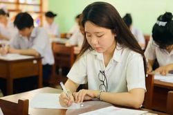 Bộ GD&ĐT lần đầu sử dụng Rubric để chấm thi môn Ngữ văn tốt nghiệp THPT