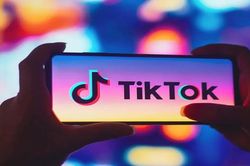Những tiktoker triệu view vướng vào ma túy