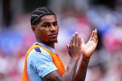 Chelsea nhắm mượn Marcus Rashford, Man Utd chi lương kỷ lục giữ chân Bruno Fernandes