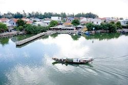 Về chợ c&aacute; Thuận An