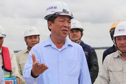 Bộ trưởng Bộ Xây dựng: Phấn đấu đưa dự án cầu Đại Ngãi về đích sớm từ 3 - 6 tháng