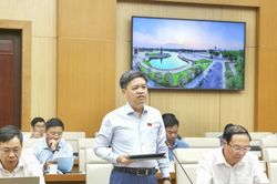 Gỡ n&uacute;t thắt thể chế trong bảo vệ m&ocirc;i trường, tạo nền tảng cho ph&aacute;t triển bền vững B&agrave;i 2: Gỡ n&uacute;t thắt về thủ tục h&agrave;nh ch&iacute;nh