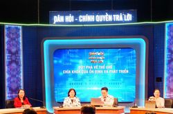 'Dân hỏi - Chính quyền trả lời': Tháo gỡ các 'điểm nghẽn' về thể chế