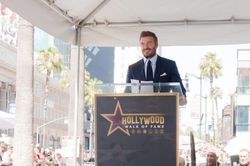 Cựu danh thủ David Beckham nhận sao trên Đại lộ Danh vọng Hollywood