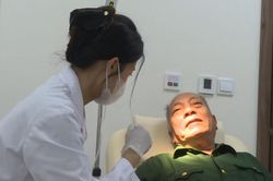 Tây Mỗ khám sức khỏe miễn phí cho người có công