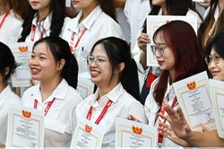 Giáo dục tài chính tự thân - Nền tảng lập nghiệp bền vững của người trẻ