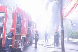 TPHCM: Thực tập phương án cứu nạn, cứu hộ tại Chung cư Đông Thuận