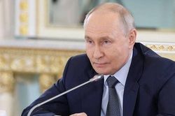 Tổng thống Vladimir Putin: Mức sống tại Donbass, Novorossiya sẽ tương đương mặt bằng chung Liên bang Nga