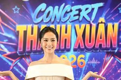 Hoa hậu Hà Trúc Linh rạng rỡ tại họp báo concert Thanh Xuân