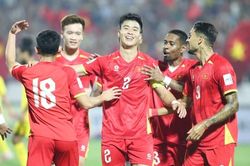 Đình Bắc, Khoa Ngô lên tuyển Việt Nam