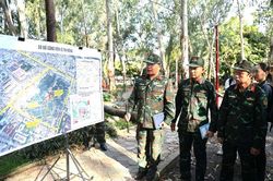 Dùng công nghệ hiện đại tìm kiếm dấu tích hố chôn tập thể tại Công viên Lê Thị Riêng