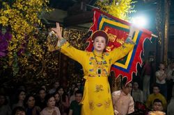 Mối nh&acirc;n duy&ecirc;n v&agrave; h&agrave;nh tr&igrave;nh gắn kết di sản của một nghệ nh&acirc;n
