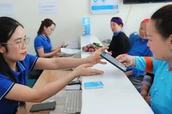 Khóa một chiều hàng triệu thuê bao di động chưa xác thực thông tin