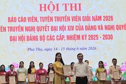Phú Thọ trao giải 15 báo cáo viên, tuyên truyền viên xuất sắc