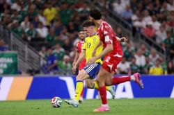 Thụy Điển thị uy sức mạnh, tiếp tục bất bại trận mở màn World Cup