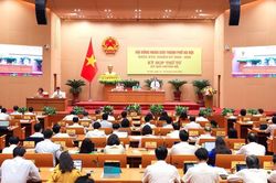 Hà Nội thông qua ngày hạn chế xe xăng trong vùng phát thải thấp