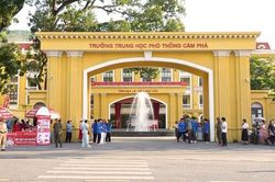 X&aacute;c minh phản &aacute;nh gi&aacute;m thị gợi &yacute; th&iacute; sinh cho bạn xem b&agrave;i thi tốt nghiệp THPT