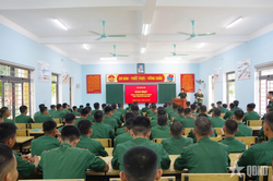 Sư đoàn 968 (Quân khu 4) khai mạc huấn luyện nghiệp vụ vệ binh