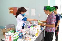 Người bệnh sẽ nhận thuốc điều trị miễn ph&iacute;, kh&ocirc;ng điều kiện thương mại r&agrave;ng buộc