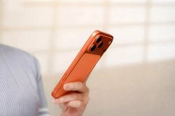 [GALLERY] Apple khiến người mua iPhone phải chi nhiều tiền hơn