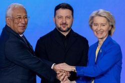 Nguyện vọng gia nhập EU: Tin vui đến với Ukraine và Moldova, chặng đường phía trước liệu bớt gian nan?