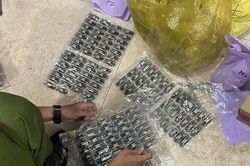 Khởi tố 5 đối tượng mua b&aacute;n hơn 1.780 đầu thuốc l&aacute; điện tử chứa ma t&uacute;y etomidate