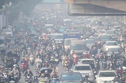 Từ 1/7, H&agrave; Nội th&iacute; điểm v&ugrave;ng ph&aacute;t thải thấp ở phường Ho&agrave;n Kiếm