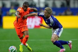 Trực tiếp Hà Lan vs Nhật Bản 0-0 (H1): Hà Lan gia tăng sức ép