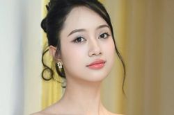 Hoa hậu, người đẹp đổ bộ họp báo concert Thanh Xuân