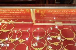 Giá vàng ngày 15/6: Bảng giá tại các công ty vàng bạc đá quý