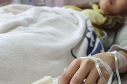 Người phụ nữ 55 tuổi tử vong sau thời gian dài mệt mỏi, bác sĩ cảnh báo 4 thói quen 'cực độc'