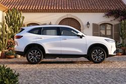 SUV hạng C công suất 184 mã lực, giá gần 390 triệu đồng