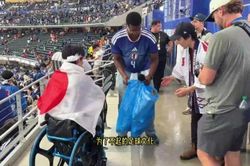 Hàng nghìn CĐV Nhật Bản nhặt rác sau trận đấu, FIFA và truyền thông quốc tế khen ngợi