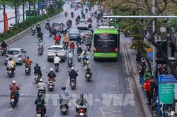 Hà Nội: Hộ nghèo được hỗ trợ tối đa 20 triệu đồng khi chuyển đổi phương tiện giao thông xanh