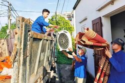 Hơn 2 ngh&igrave;n đo&agrave;n vi&ecirc;n, thanh ni&ecirc;n hỗ trợ người d&acirc;n di dời t&agrave;i sản phục vụ Dự &aacute;n s&acirc;n bay Gia B&igrave;nh