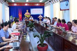 N&acirc;ng cao năng lực tư duy l&yacute; luận cho đội ngũ c&aacute;n bộ l&atilde;nh đạo, quản l&yacute; cấp x&atilde;